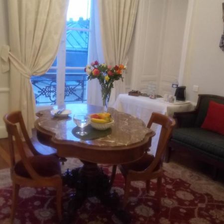 Chambre De Flore Версал Екстериор снимка